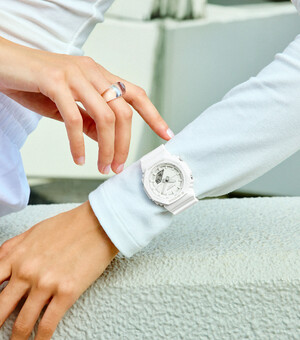 Годинник Casio G-SHOCK Classic GMA-P2100-7AER